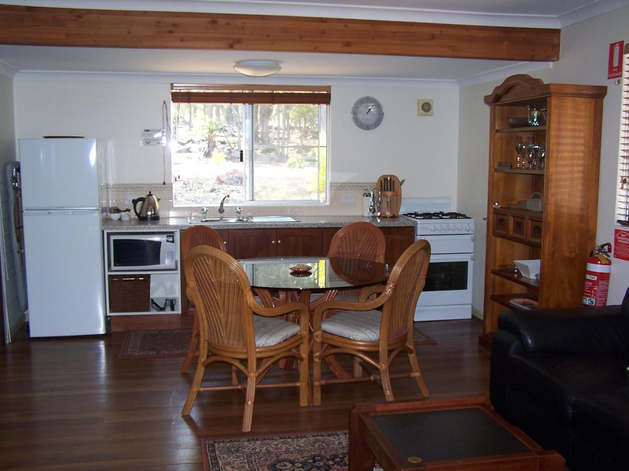 Jarrah Glen Cabins แนนนัป ห้อง รูปภาพ