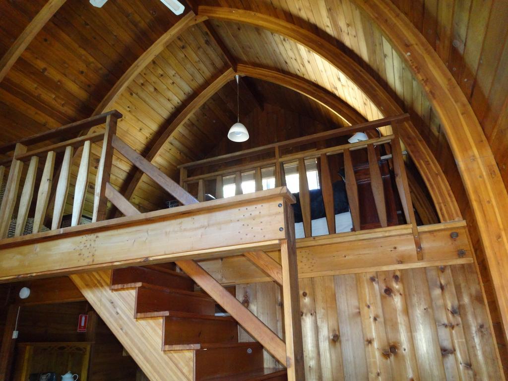 Jarrah Glen Cabins แนนนัป ภายนอก รูปภาพ